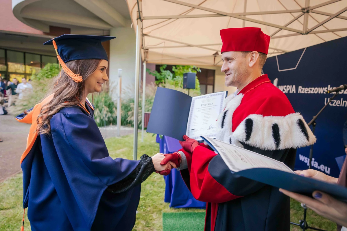 Graduacja 2026 w WSPiA 13
